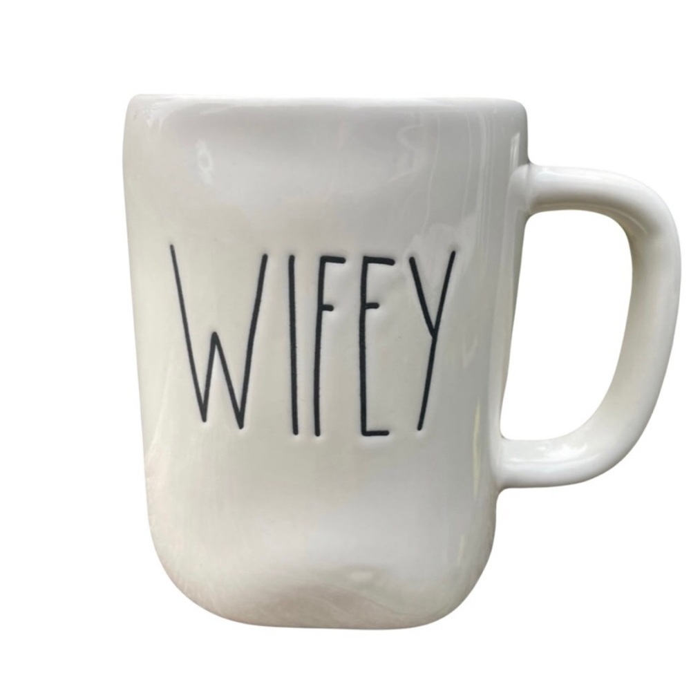 ❤️💕Rae Dunn White Porcelain Coffee Mug “Wifey”